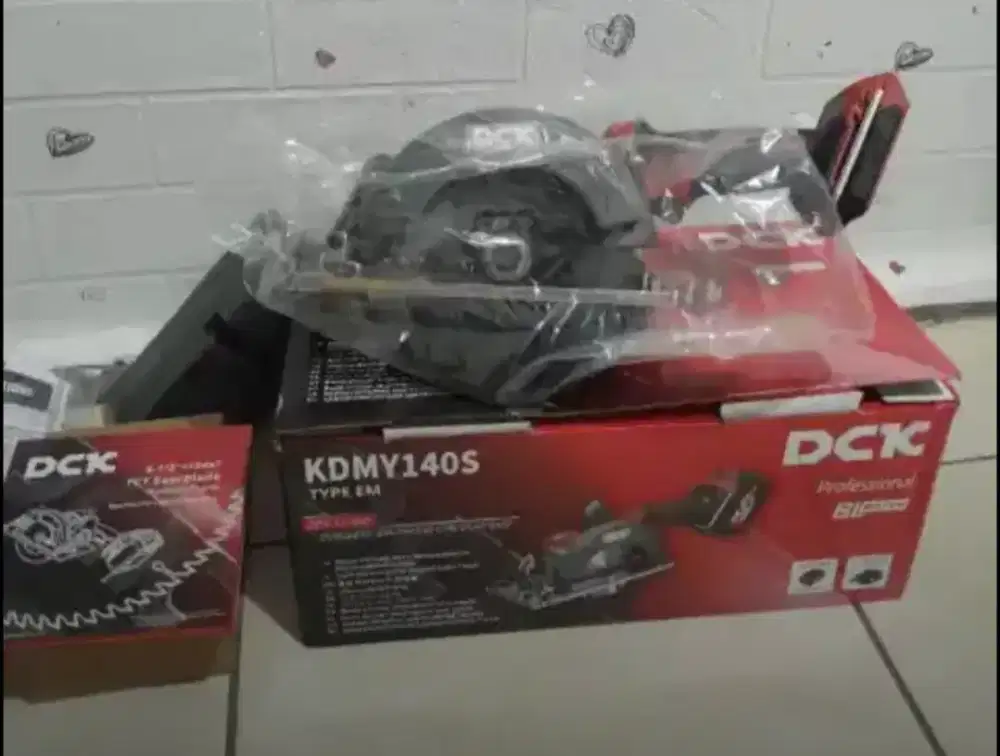 Circular saw merk DCK
