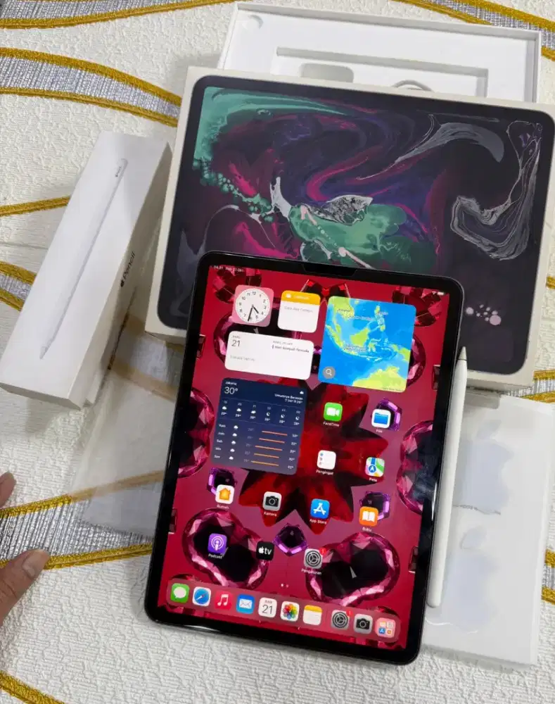 Ipad Pro 11 Inch 256GB Fullset Pencil Gen 2 Ori Mulus Sehat Terawat