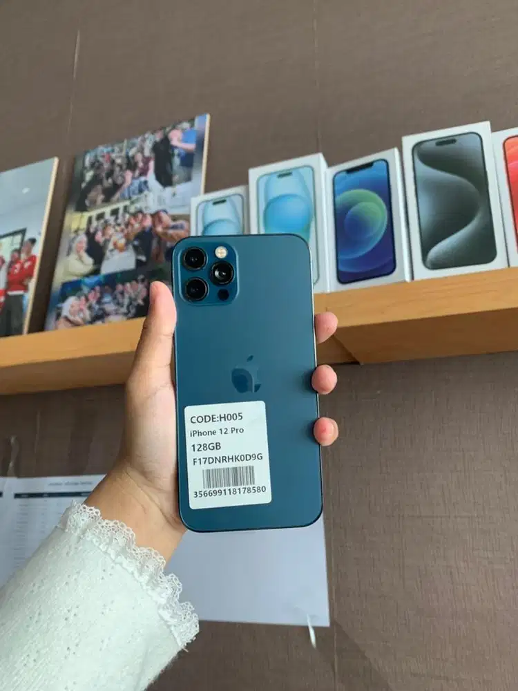 Cicilan iphone inter secound like new!!