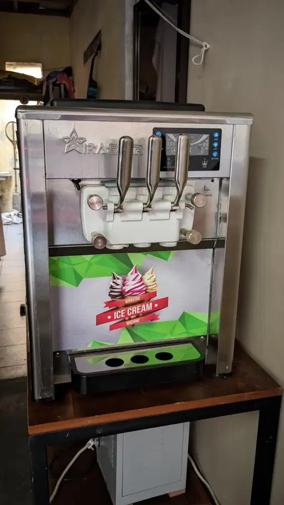 MESIN SOFT ICE CREAM 3 KRAN