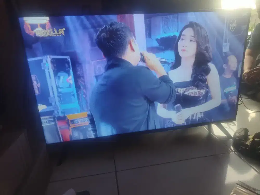 POLYTRON SMART TV 40 inch