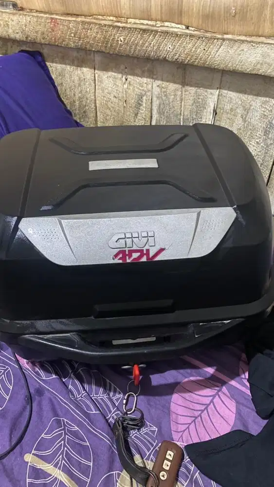 For Sale Box Givi E43