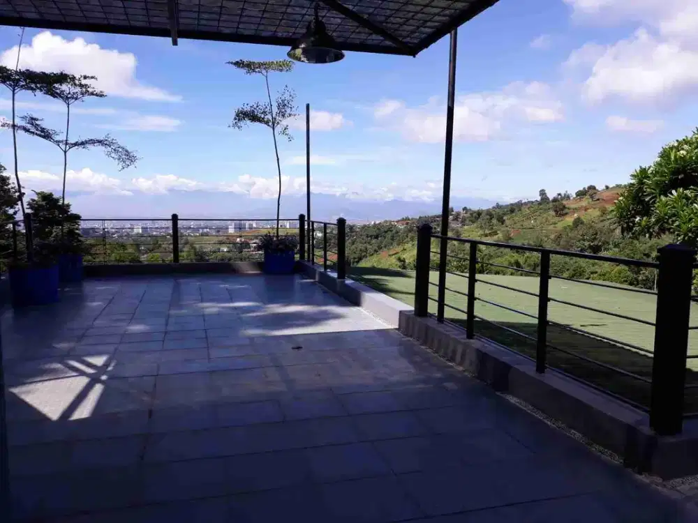 DI SEWAKAN RUANG USAHA COCOK UNTUK CAFE RESTO DAGO GIRI MAIN ROAD