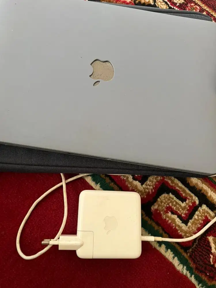 MACBOOK PRO Touchbar 2019