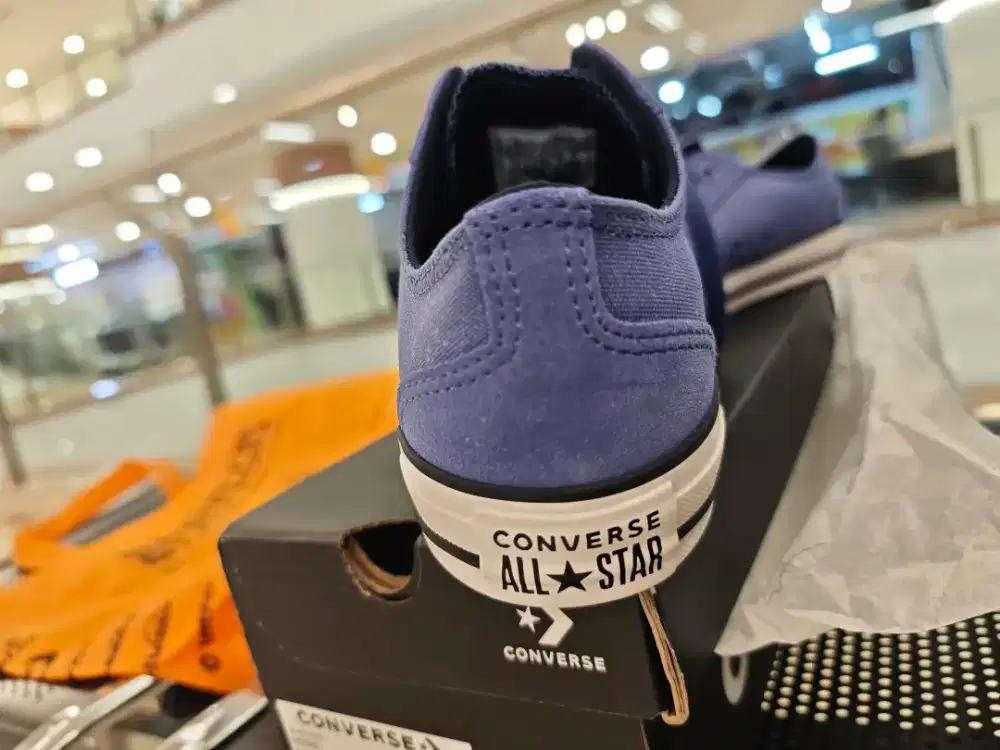 Converse all Star SIZE 43 NEW