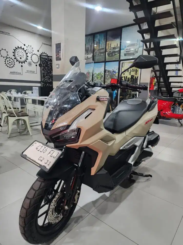 ADV 160 2026 KM LOWW CASH/CREDIT