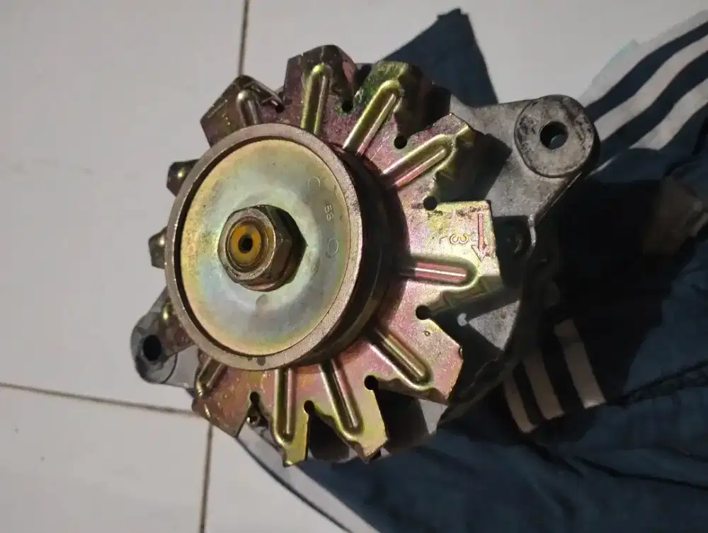 Dinamo Amper mobil mitsubishi