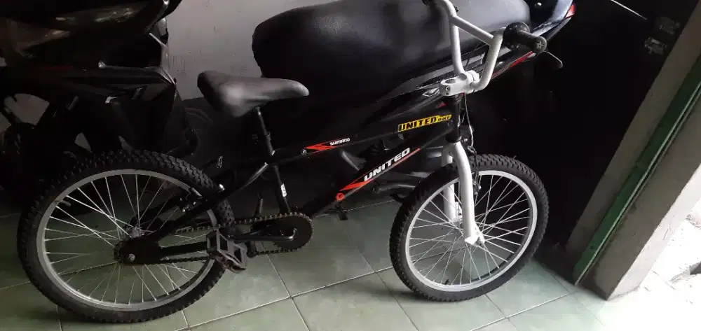 sepeda bmx united rekondisi siappakai