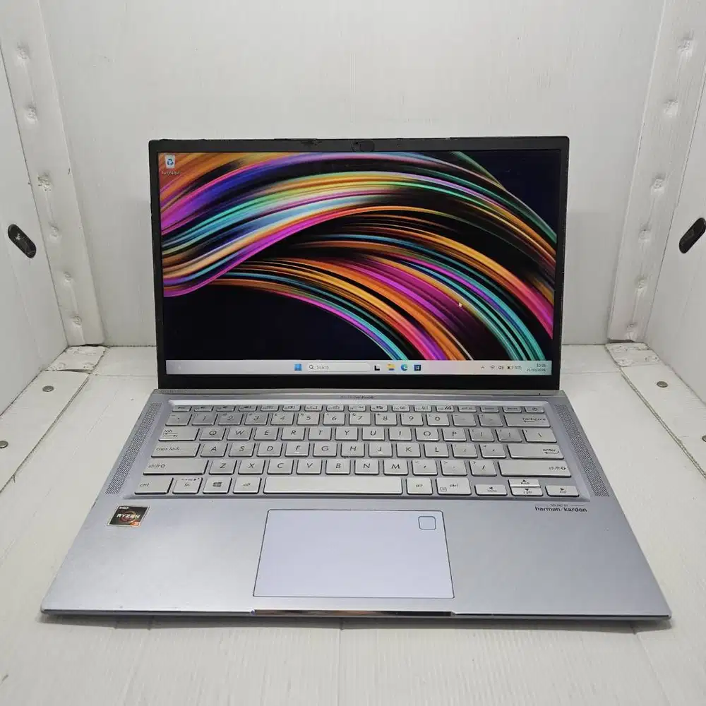 LAPTOP SLIM PREMIUM ASUS ZENBOOK UX431DA RYZEN 5 8/512 SSD VGA 2GB