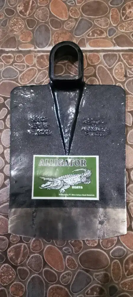 Cangkul Alligator Berkualitas