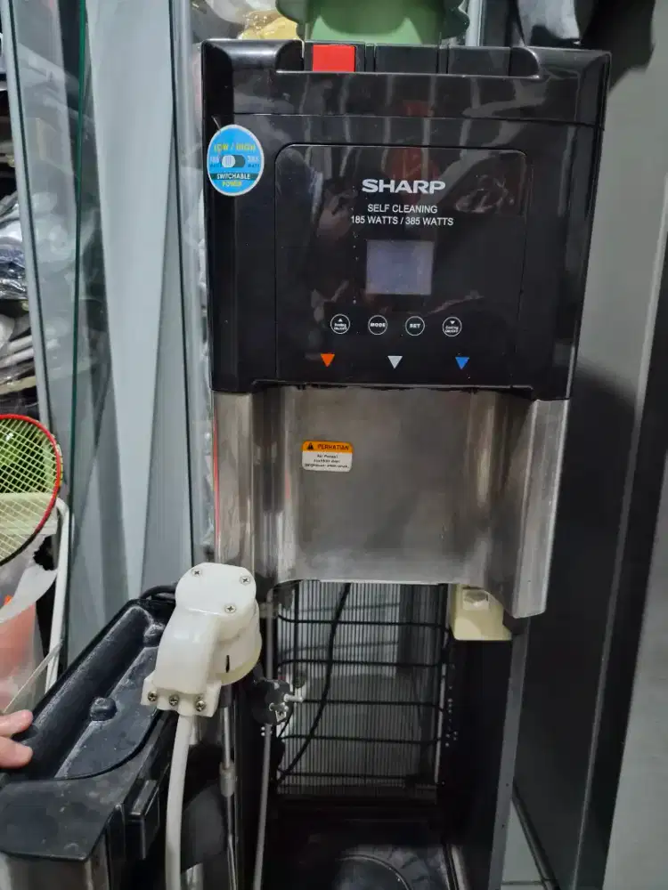 Dispenser sharp kondisi baik normal