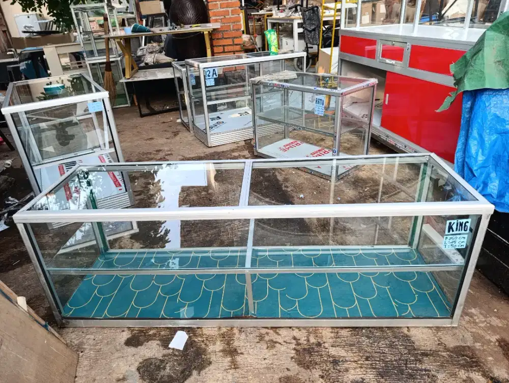 Jual Etalase warung nasi second, Lok Pondok cabe udik, Tangsel
