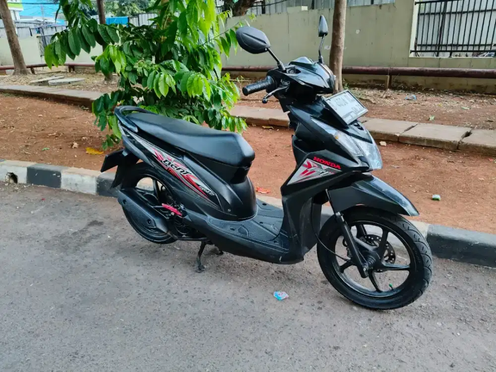 Honda Beat 110cc PGM-FI Tahun 2016