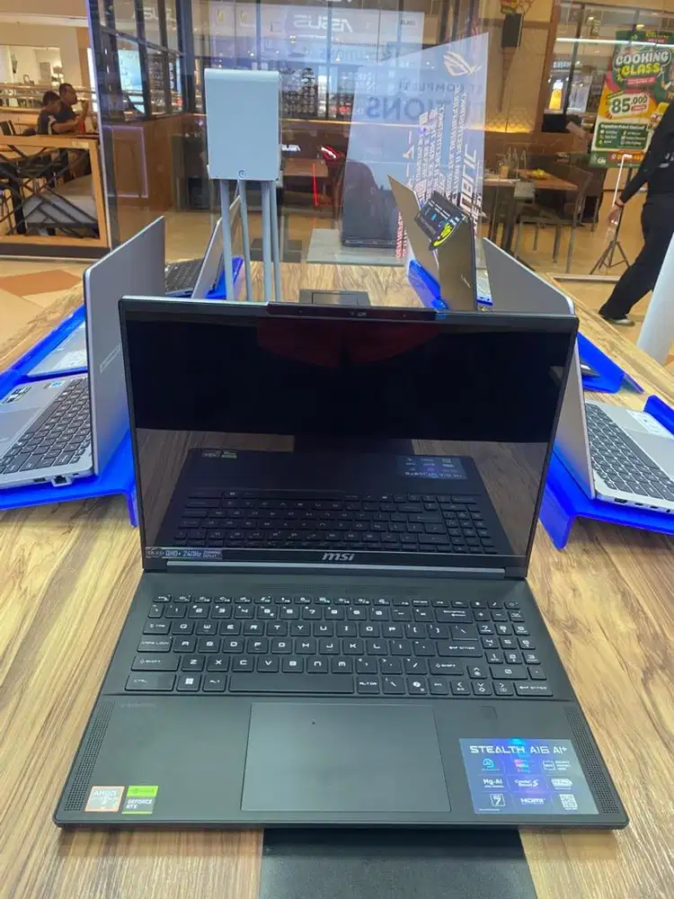 MSI STEALTH A16 AI+