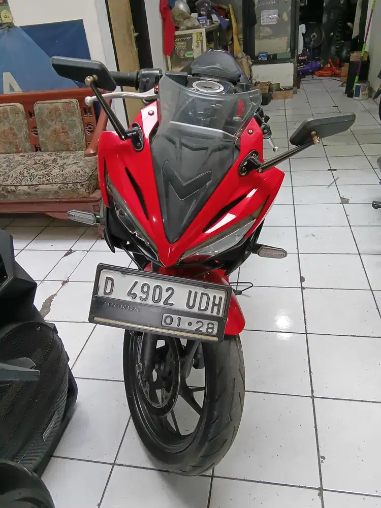 Honda CBR 150R Tahun 2018