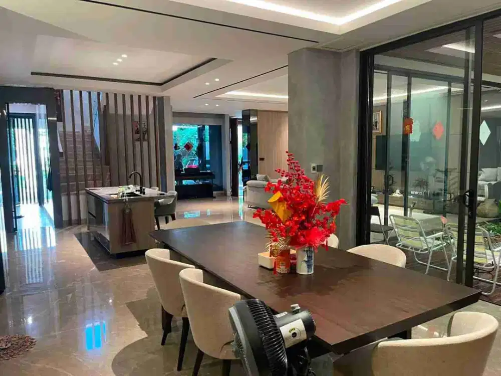 Dijual Rumah Full Furnished Interior Cakep di Alam Sutera Tangerang
