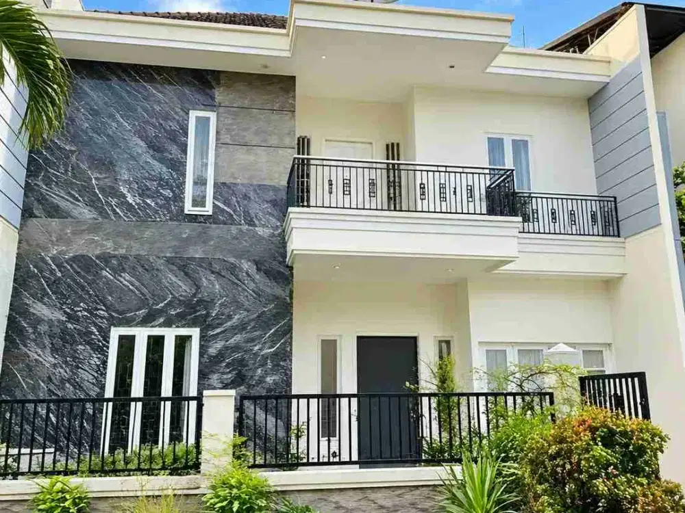 Dijual Rumah Citraland Eastwood. Row Jalan 3 mobil