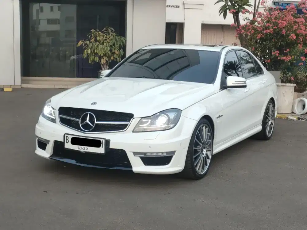 Mercedes Benz C63 AMG sport Tahun 2011/2012 Antik Istimewa spt Baru