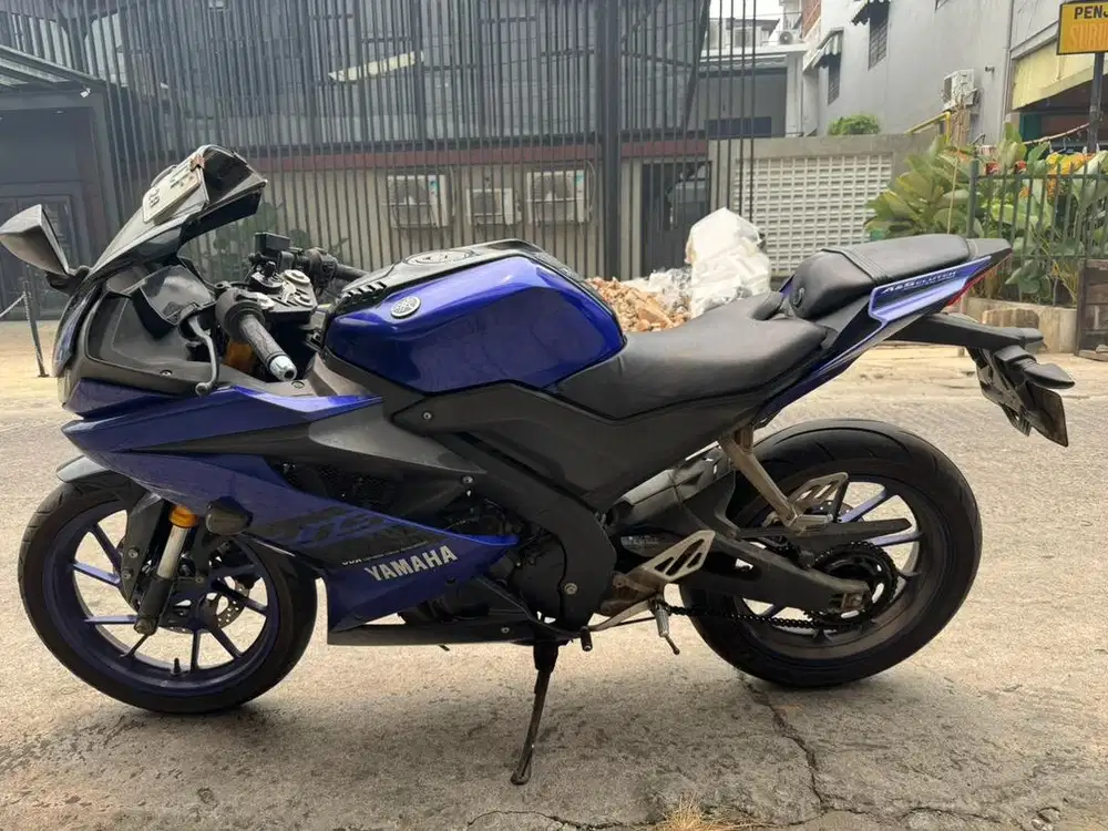 YAMAHA R15 2018