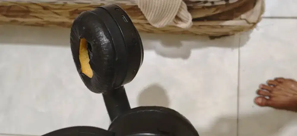 Jabra evolve2 85 link masih sehat minus earpad  aja suara jernih