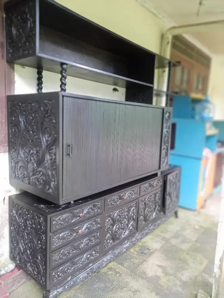 Lemari bufet bupet bufet antik langka jati berat vintage  ukir ukiran