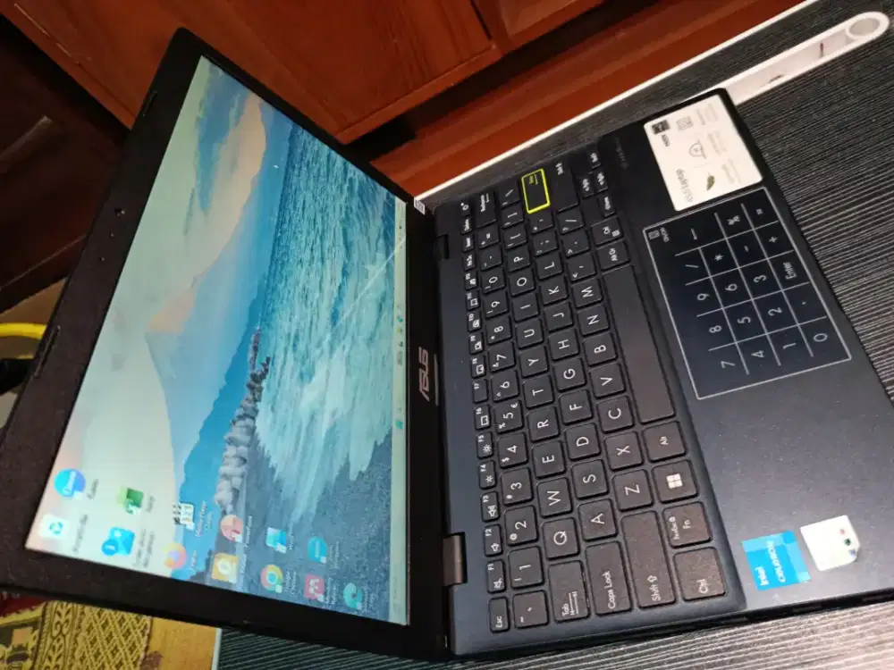 Di Jual Laptop ASUS 11 Inchi RAM 8GB DDR 4