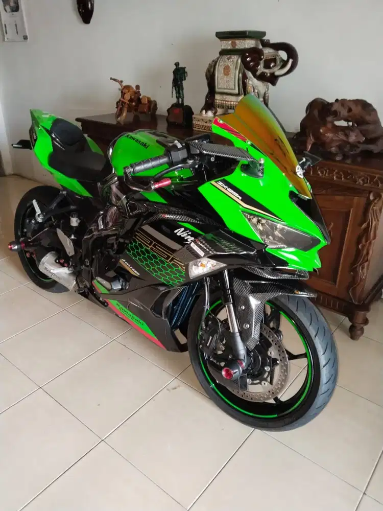 Kawasaki ZX 25R ABS Tahun 2021, Plat asli AA Temanggung