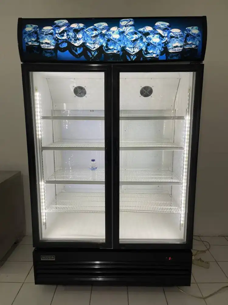 Modena showcase 2 pintu