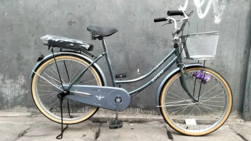Sepeda mini cewek flying