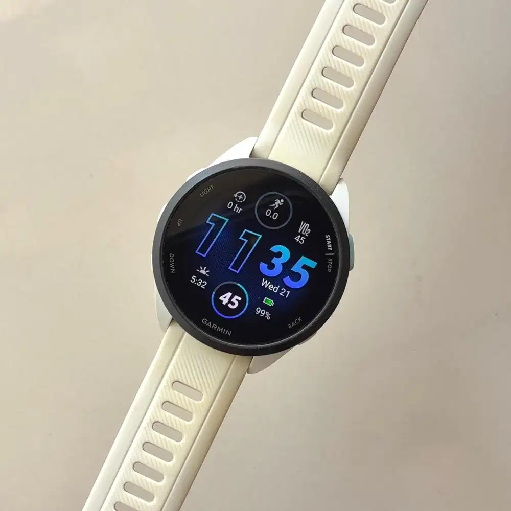 Garmin Forerunner 165 white