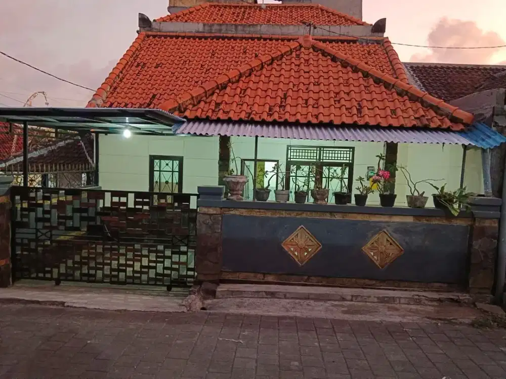 RUMAH DIKONTRAKKAN JIMBARAN TAMAN PENTA AMAN ANAK ANAK
