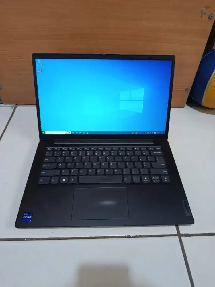 LENOVO V14 GEN 2 Ci7-1165G7 8/512 GB