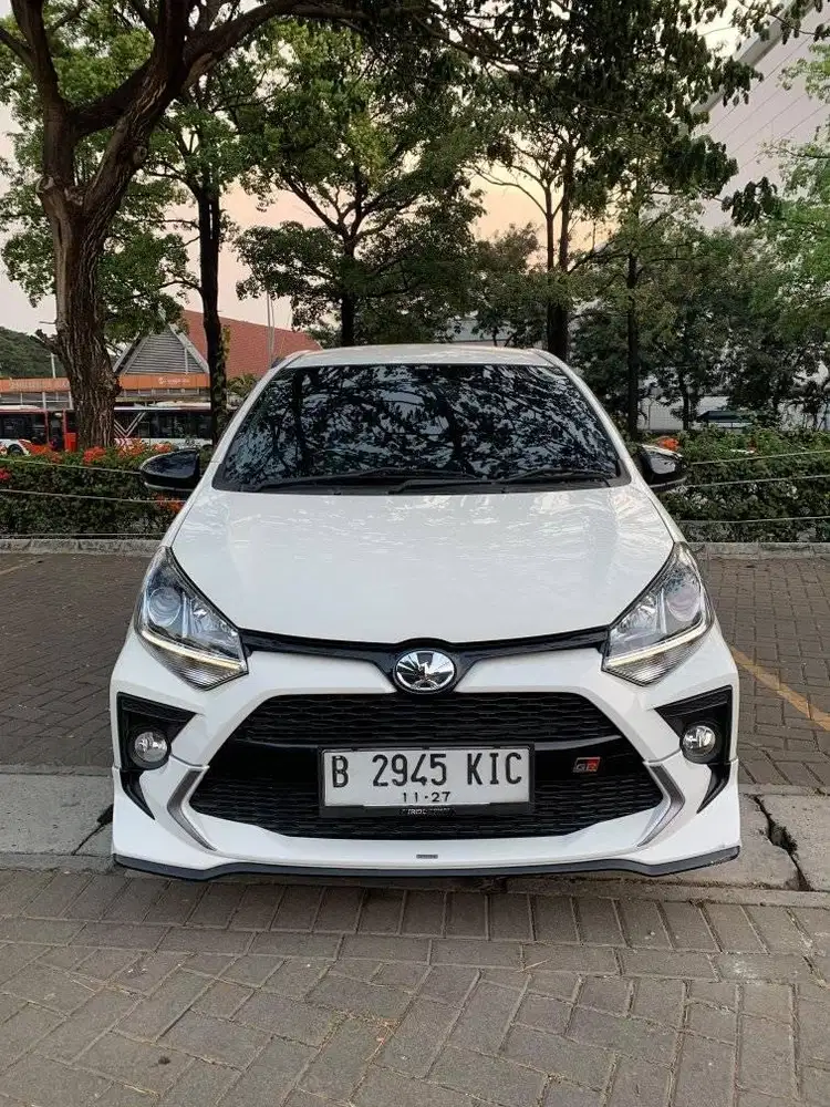 TOYOTA AGYA GR 1.2 AT 2022 PUTIH KM 53RB PROMO DP MINIM