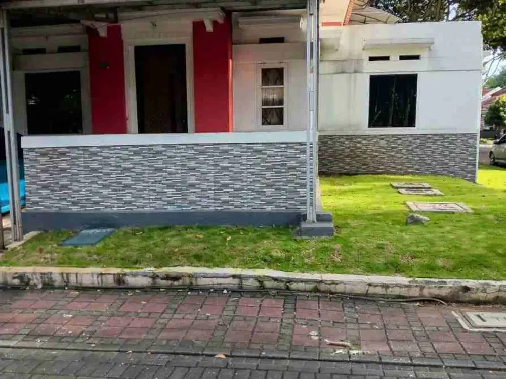 Dijual Cepat Rumah Bagus Siap Huni Hook di dalam Cluster Kota Baru Parahyangan