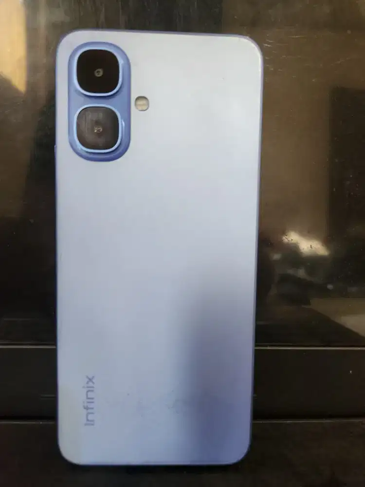 Infinix smart series 4/128 + charger