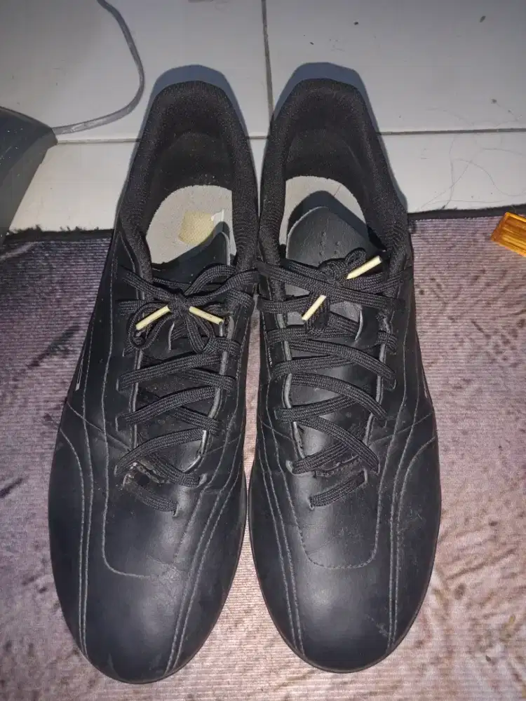 Dijual Sepatu Bola Kipsta Agility 100 ORI Decathlon - Size 45
