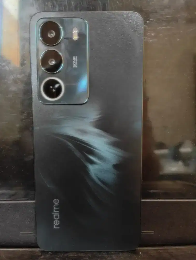 Realme c17 8/128 + charger