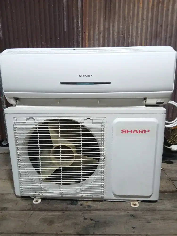 MENJUAL AC BEKAS 1/2 PK KOMPLIT