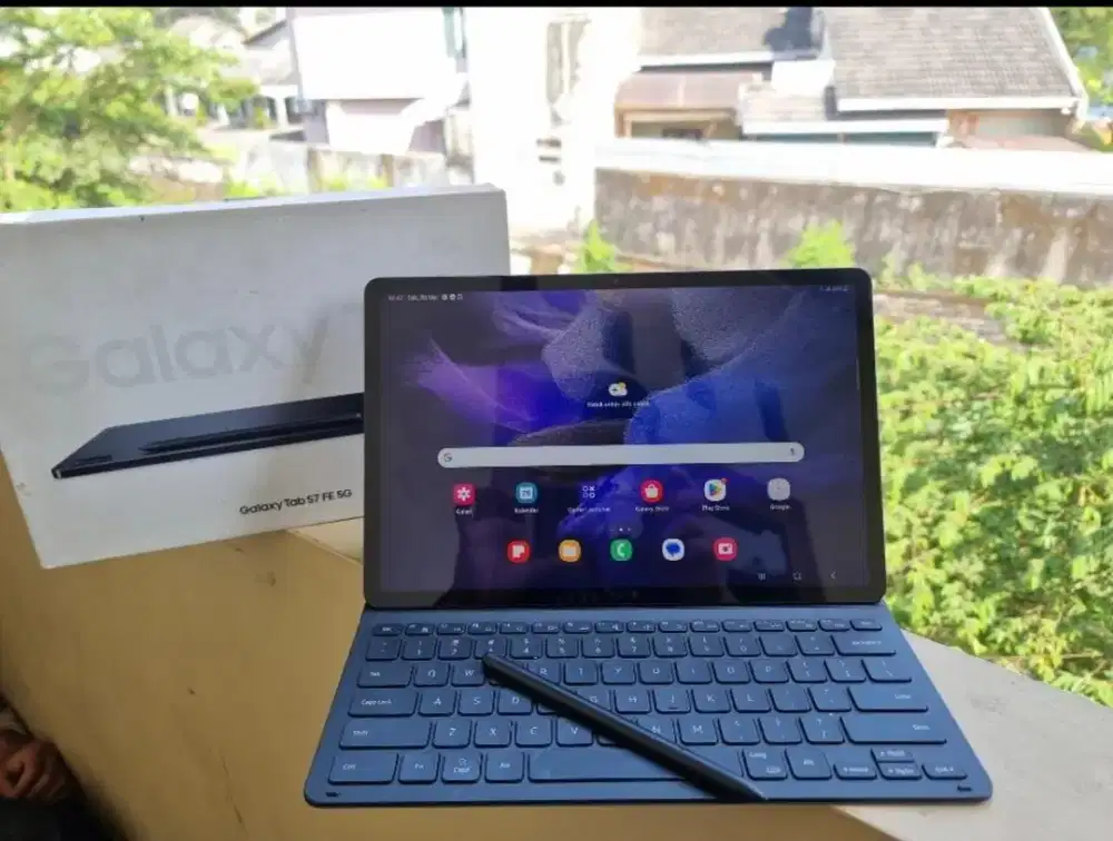 SAMSUNG GALAXY TAB S7 FE BISA + KEYBOARD