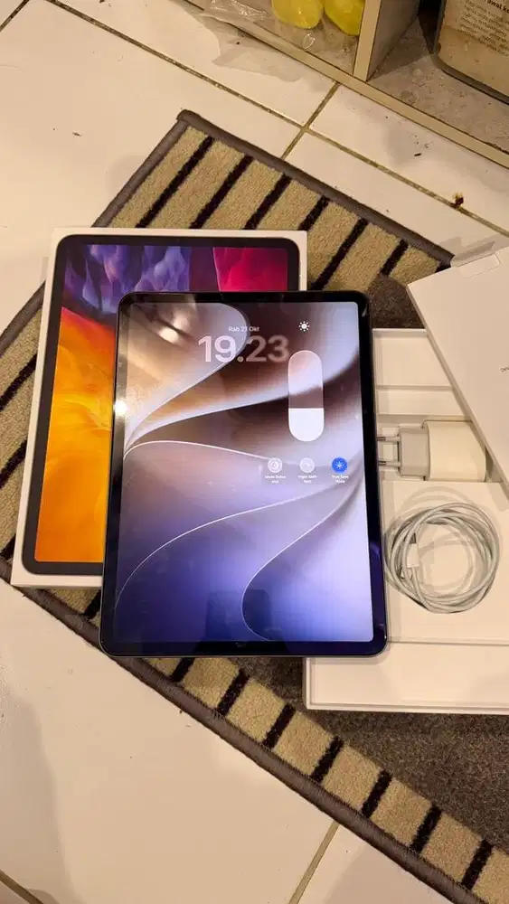 Ipad Pro 2020 Grey 512GB Wifi Only Resmi Ibox Mulus Lengkap