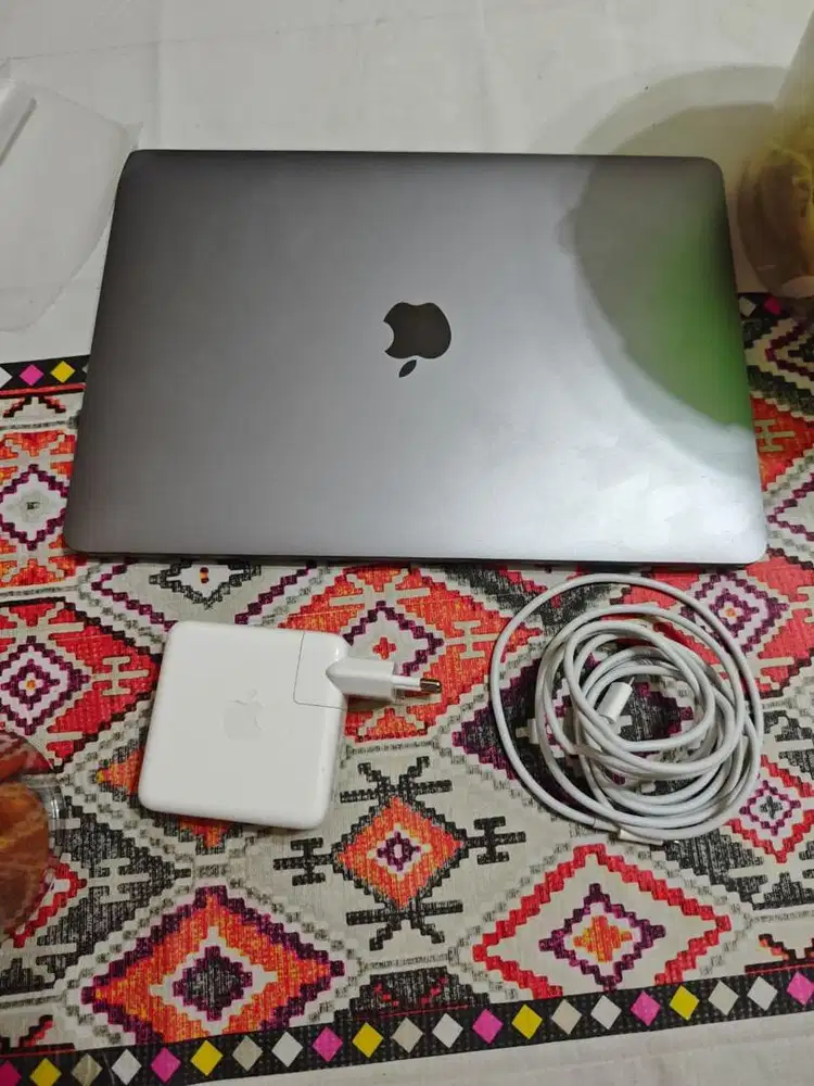macbook Pro 13 seri 2022 M2
