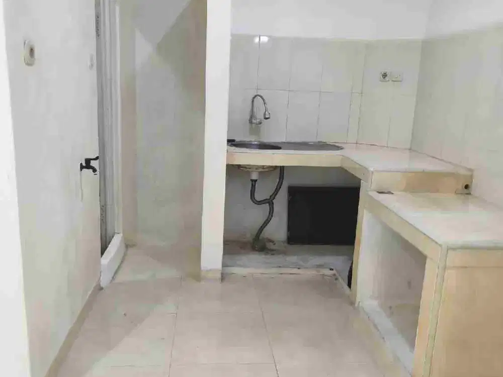 Disewa Rumah Taman Palem Lestari