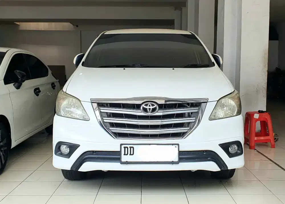 Innova G 2.0 Luxury Matic 2013
