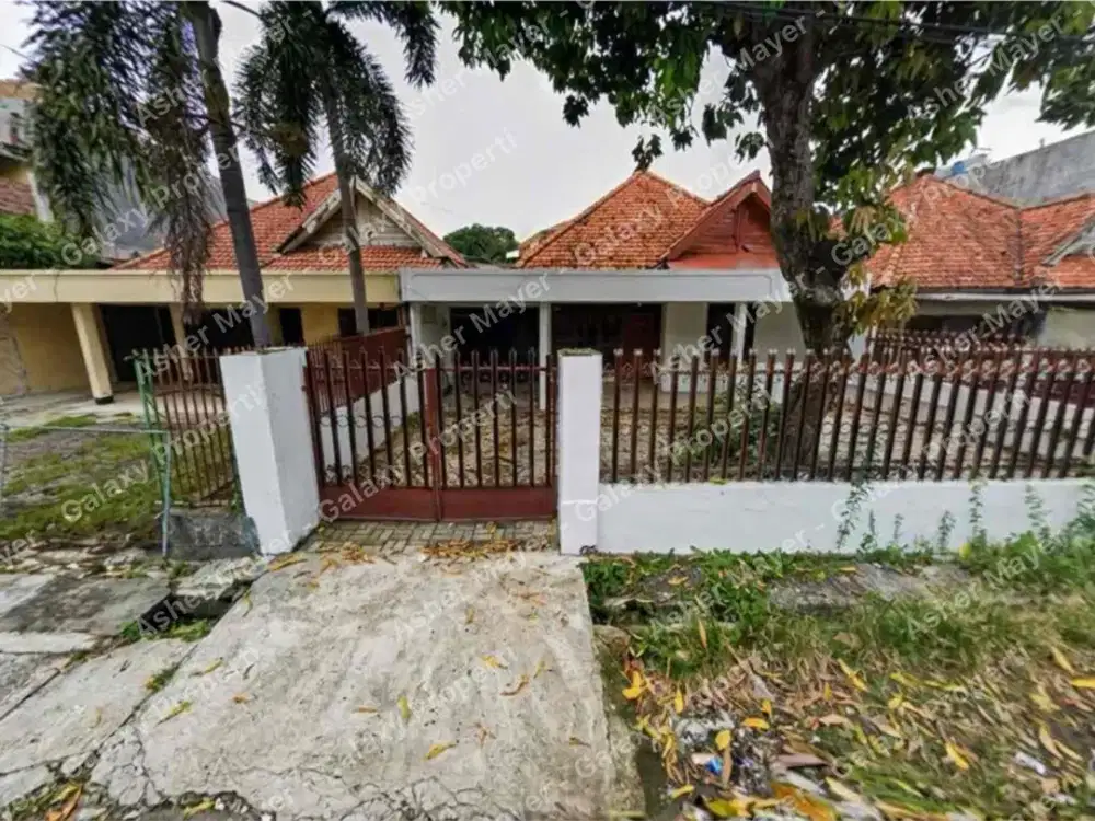 rumah tengah kota murah selangkah ke raya diponegoro row 2 mobil luas 450m2 di hamzah fansyuri surabaya kota