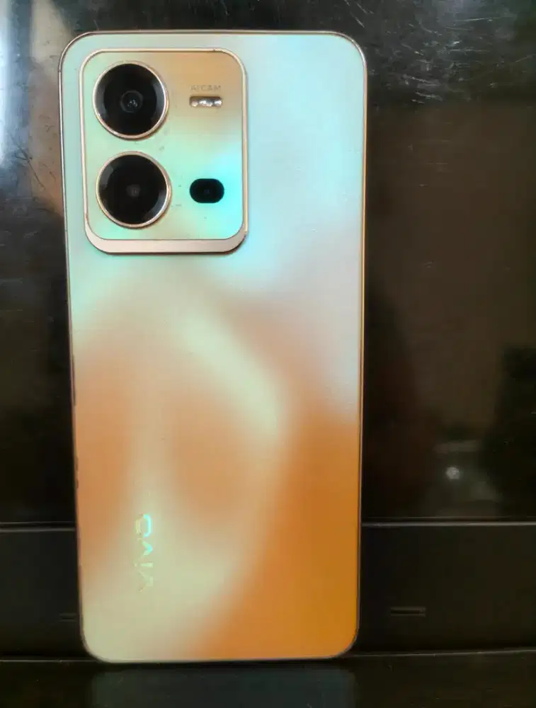 Vivo v25e 12/256 + charger