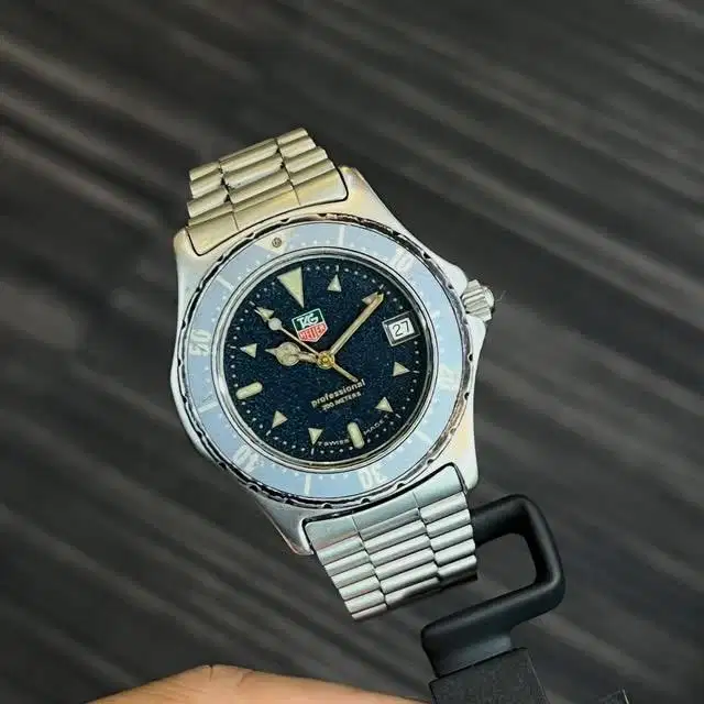 TAG Heuer Professional 2000 MOONDUST Dial. Ref972.606