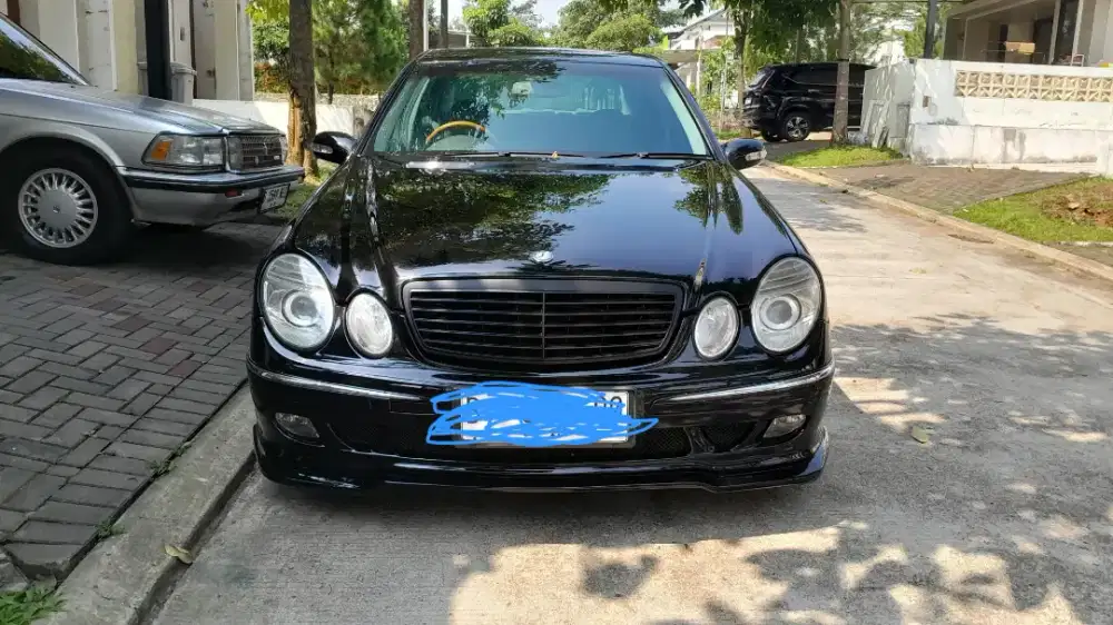 Jual E240 Mercedes Benz W211 Carlsson Edition 2003