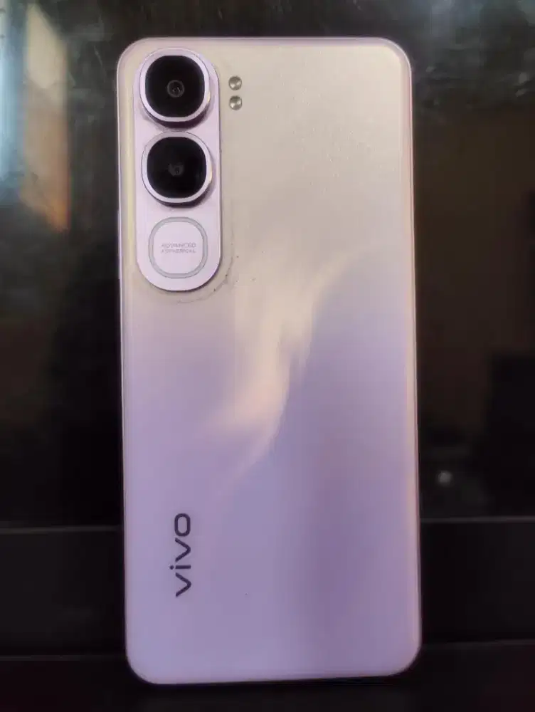 Vivo y21d 4/128 + charger