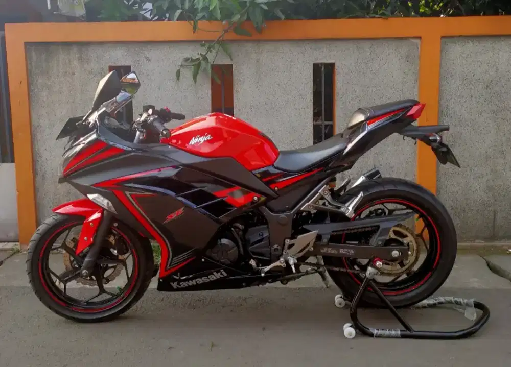 KAWASAKI NINJA 250 ISTIMEWA LOW KM