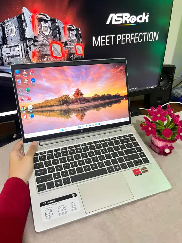 Laptop HP Probook 445 G9 Ryzen 5 RAM 16GB SSD 512 VGA Radeon